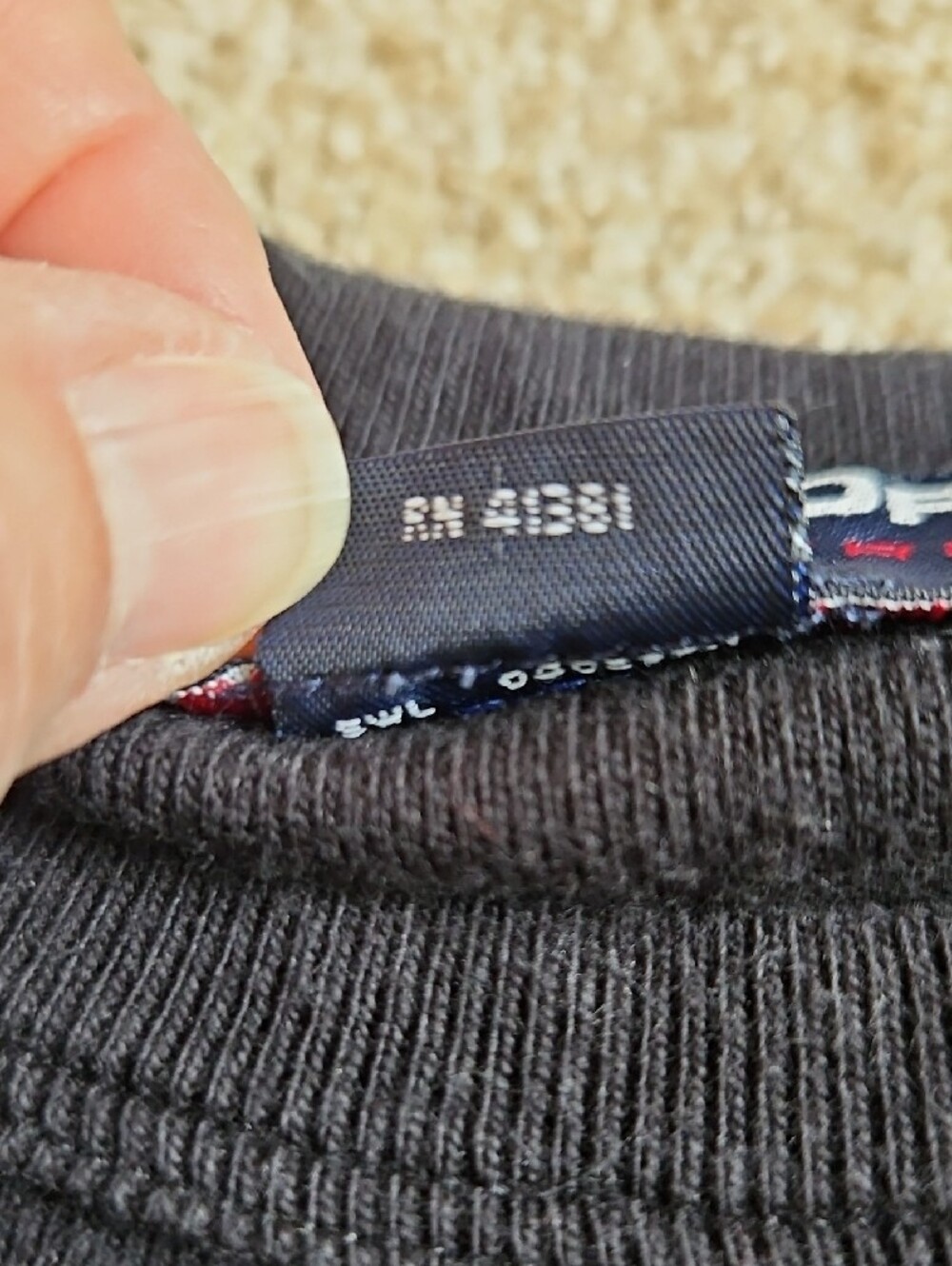 Ralph Lauren Size XL Mens Black Long-Sleeve Crewneck Sweatshirt with Subtle Logo - Picture 6 of 12